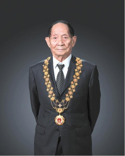 104207415.jpg 毕其一生消除饥饿必将被世代铭记.jpg